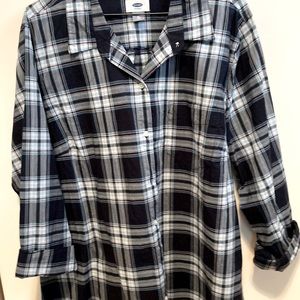 Women’s long sleeve cotton blouse